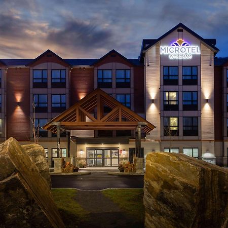 Microtel Inn & Suites By Wyndham Mont Tremblant Exterior foto