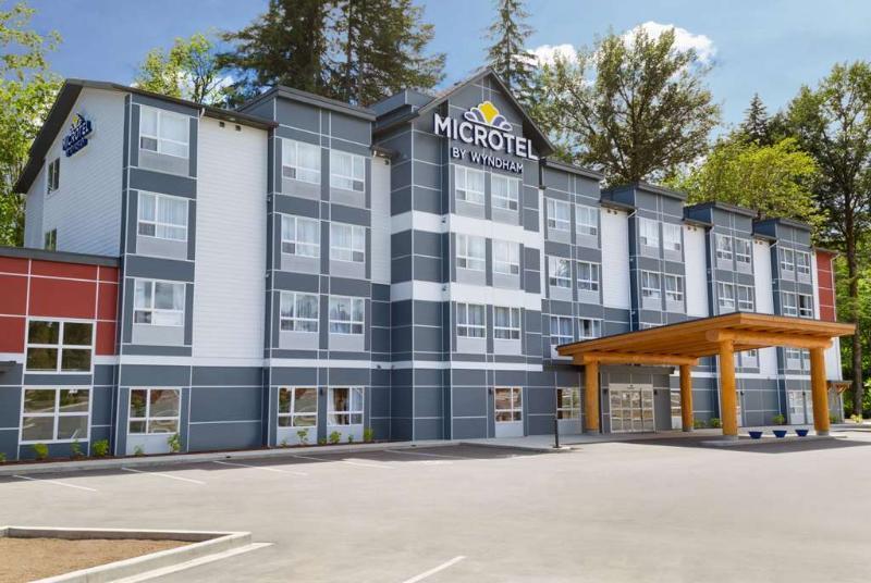 Microtel Inn & Suites By Wyndham Mont Tremblant Exterior foto